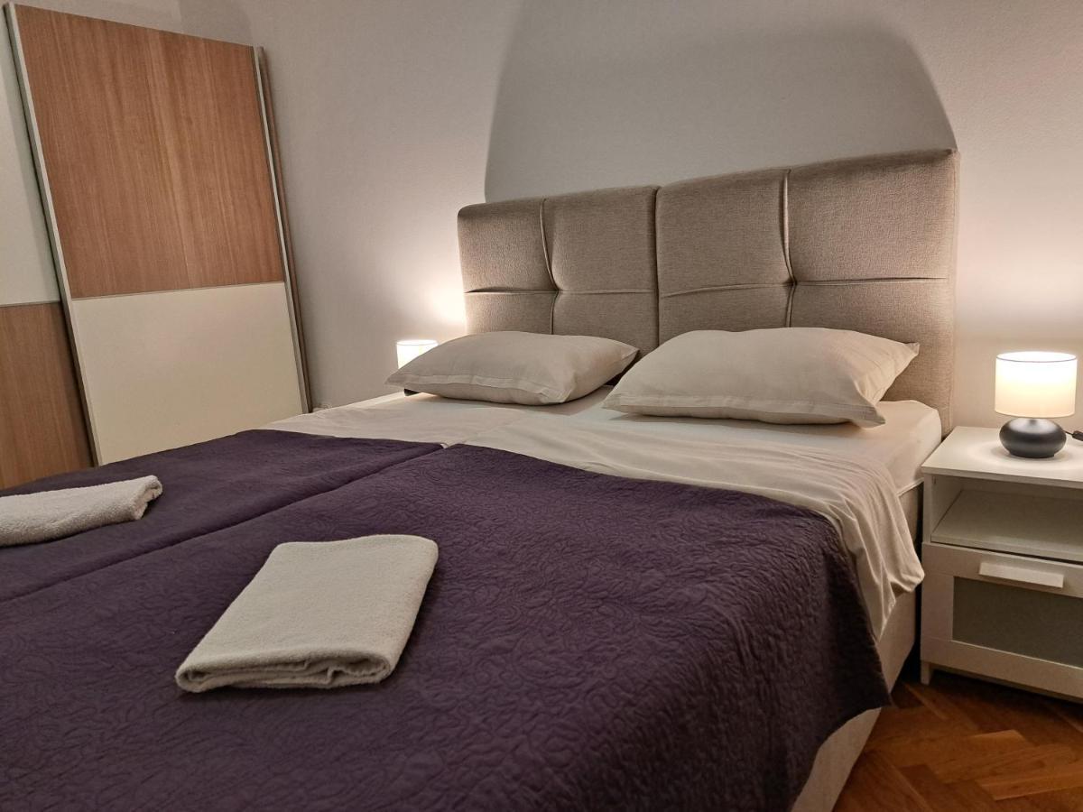 Apartman Zuki Zagreb Exteriör bild