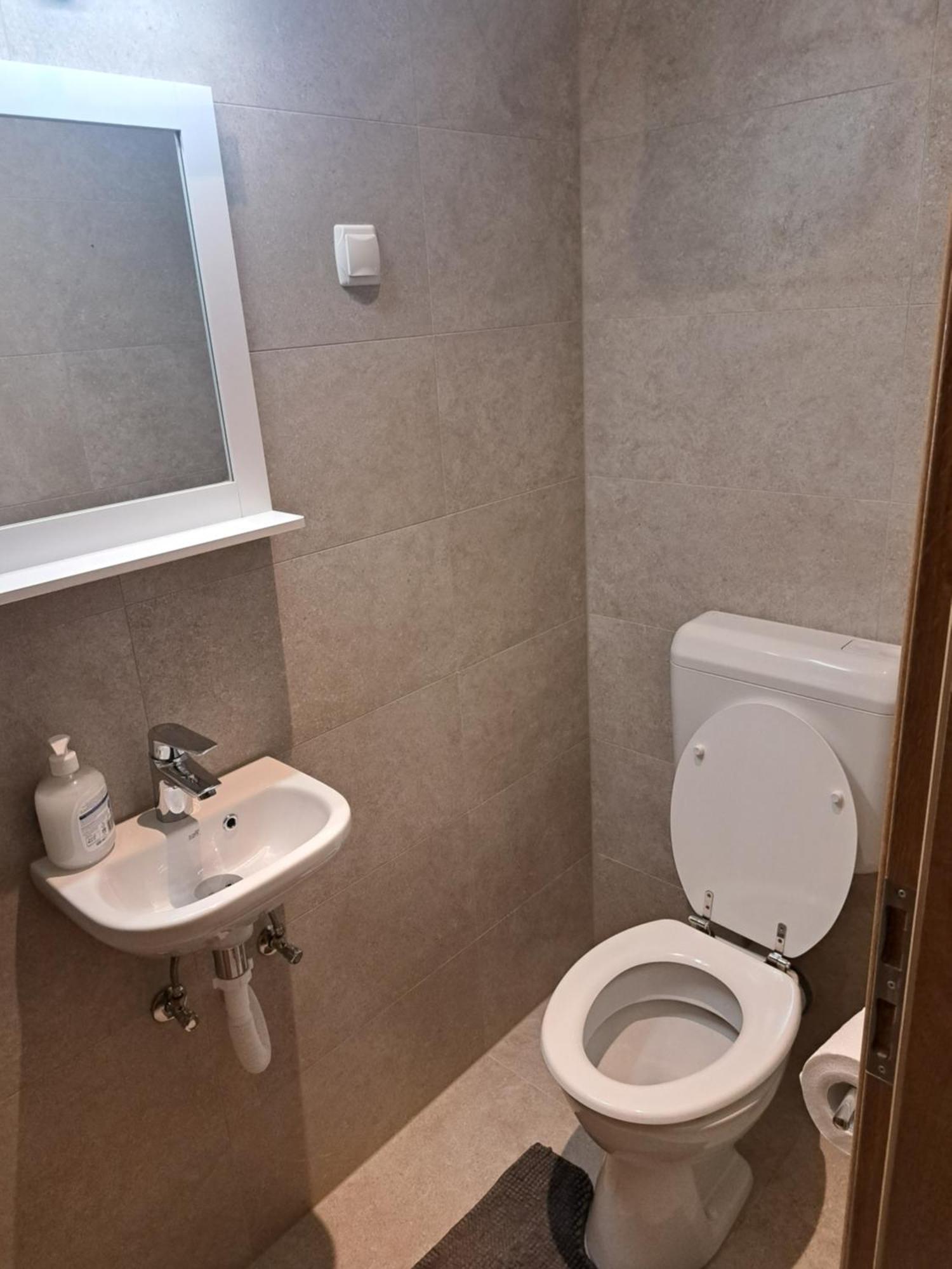 Apartman Zuki Zagreb Exteriör bild